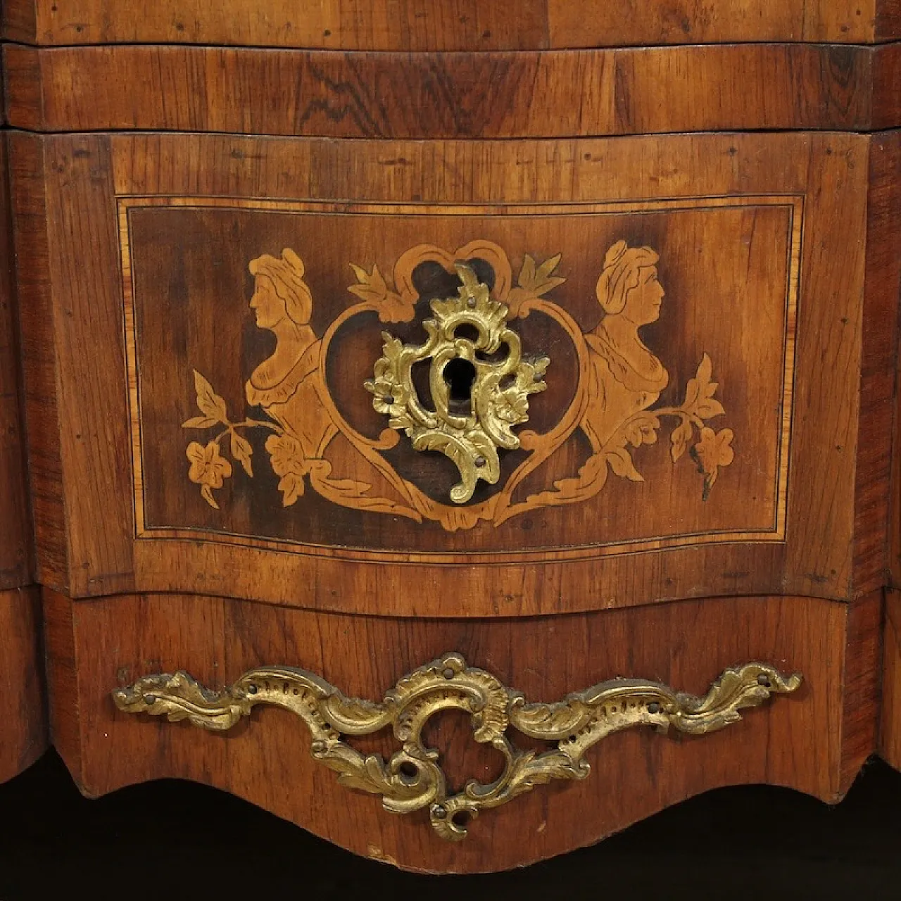 French Louis XV style marquetry chest of drawers from the 20th century 12