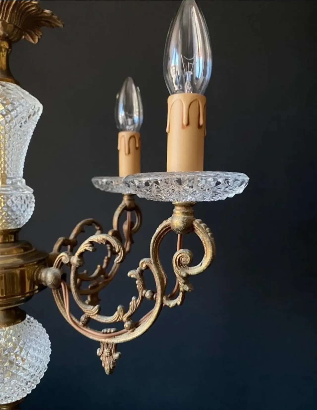 Chandelier in brass and glass, 1960s 7