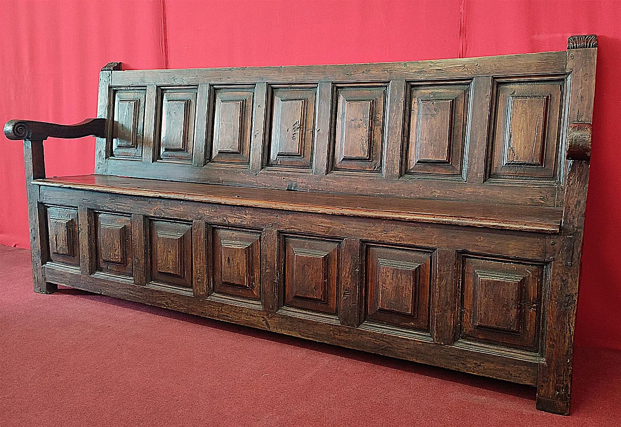 Spanish oak bench, 16th century 2