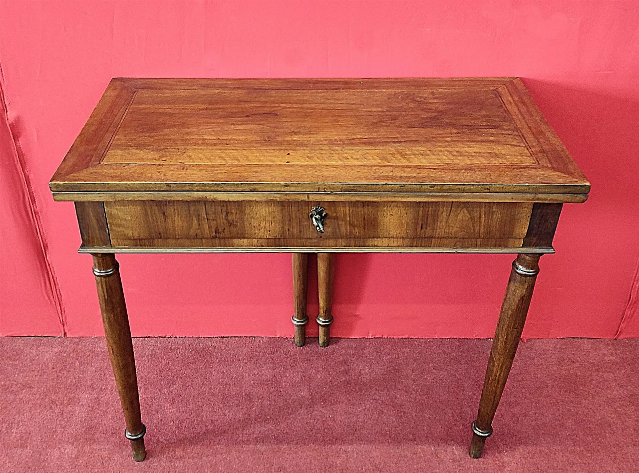 Empire walnut game table, 19th century 2