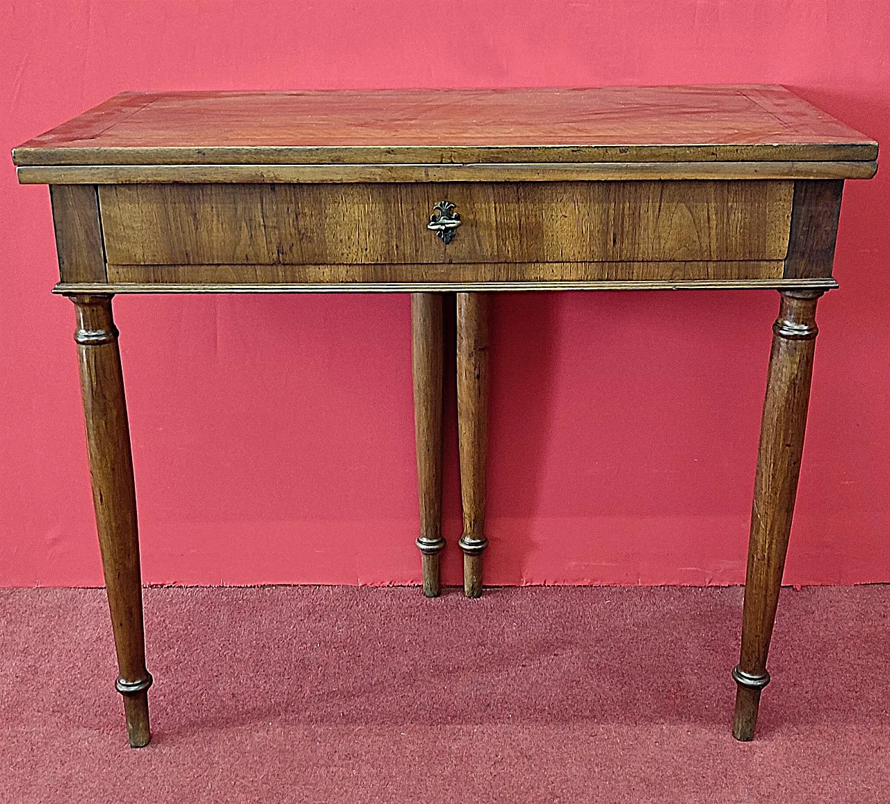 Empire walnut game table, 19th century 10