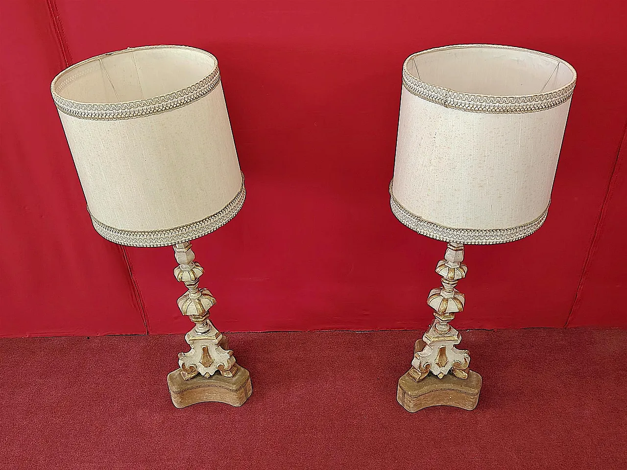 Pair of lacquered wooden candelabra, 18th century 4