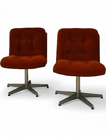 Pair of rust colored velvet chairs, Italy, 1970s