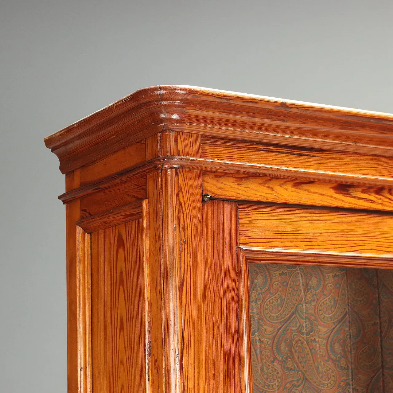 Credenza doppio corpo in larice, fine '800 7