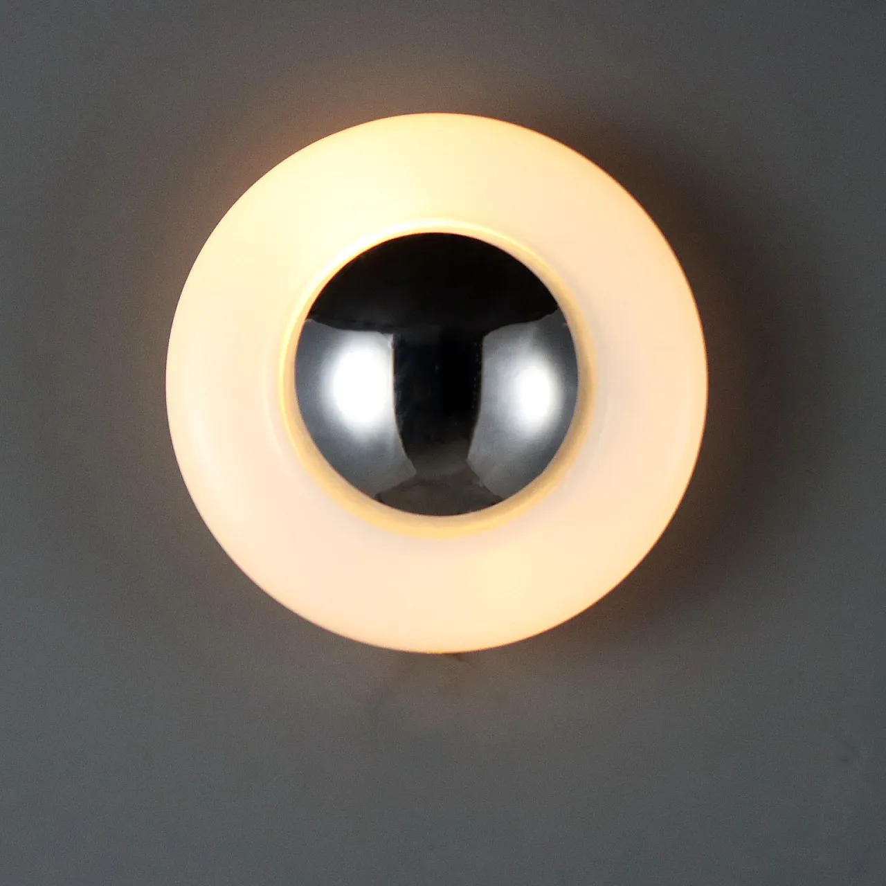 Applique in chromed aluminum and glass, 1970s 1