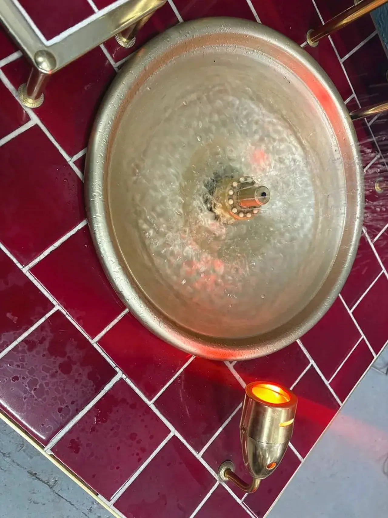 Space Age glazed ceramic and metal water feature, 1970s 9