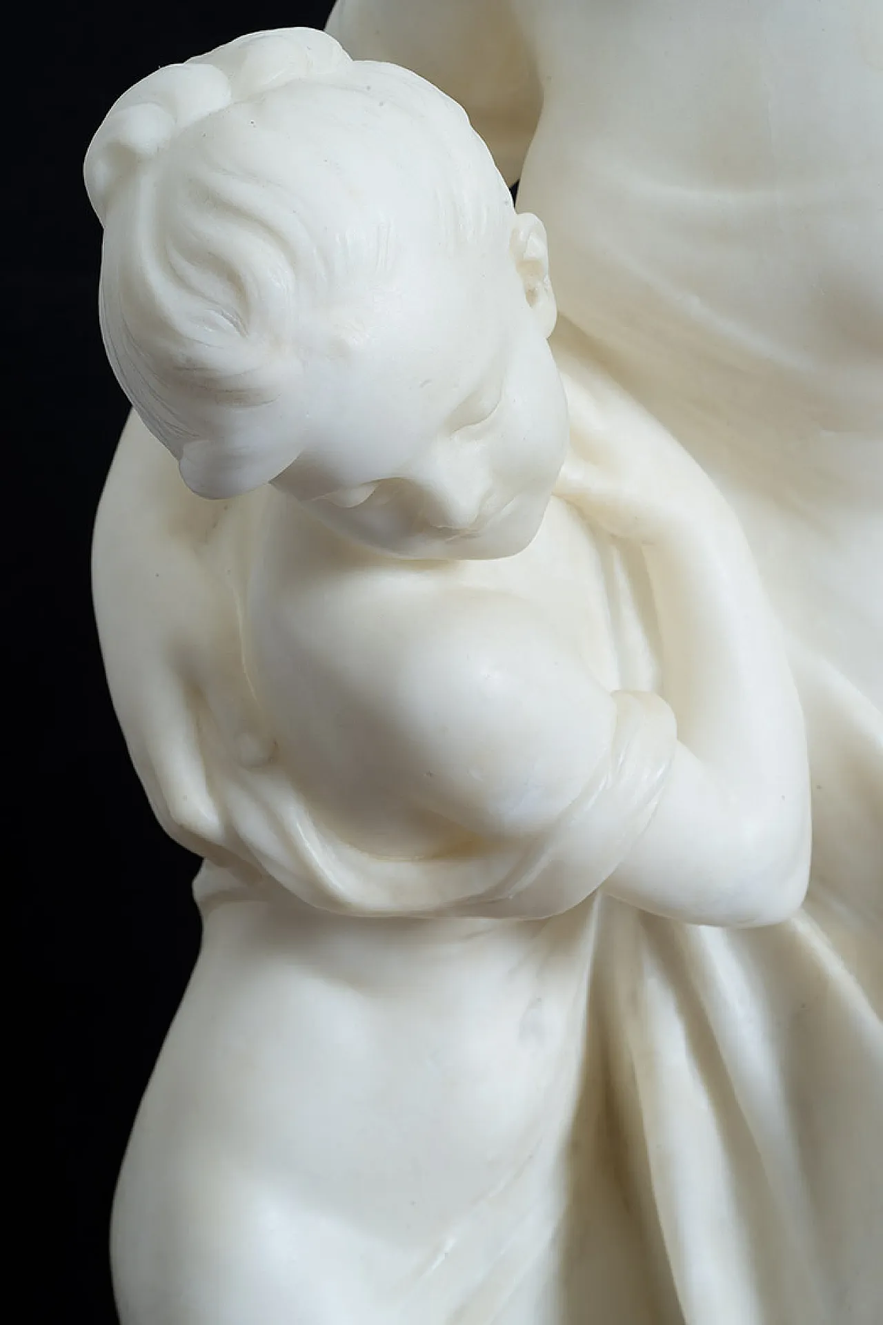 Ancient Napoleon III sculpture of women in alabaster, 19th century 2