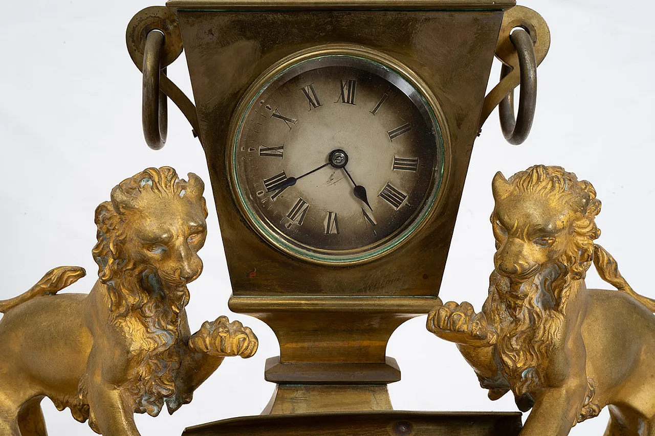 Inkwell with integrated Napoleon III clock in gilded bronze, 19th c. 3
