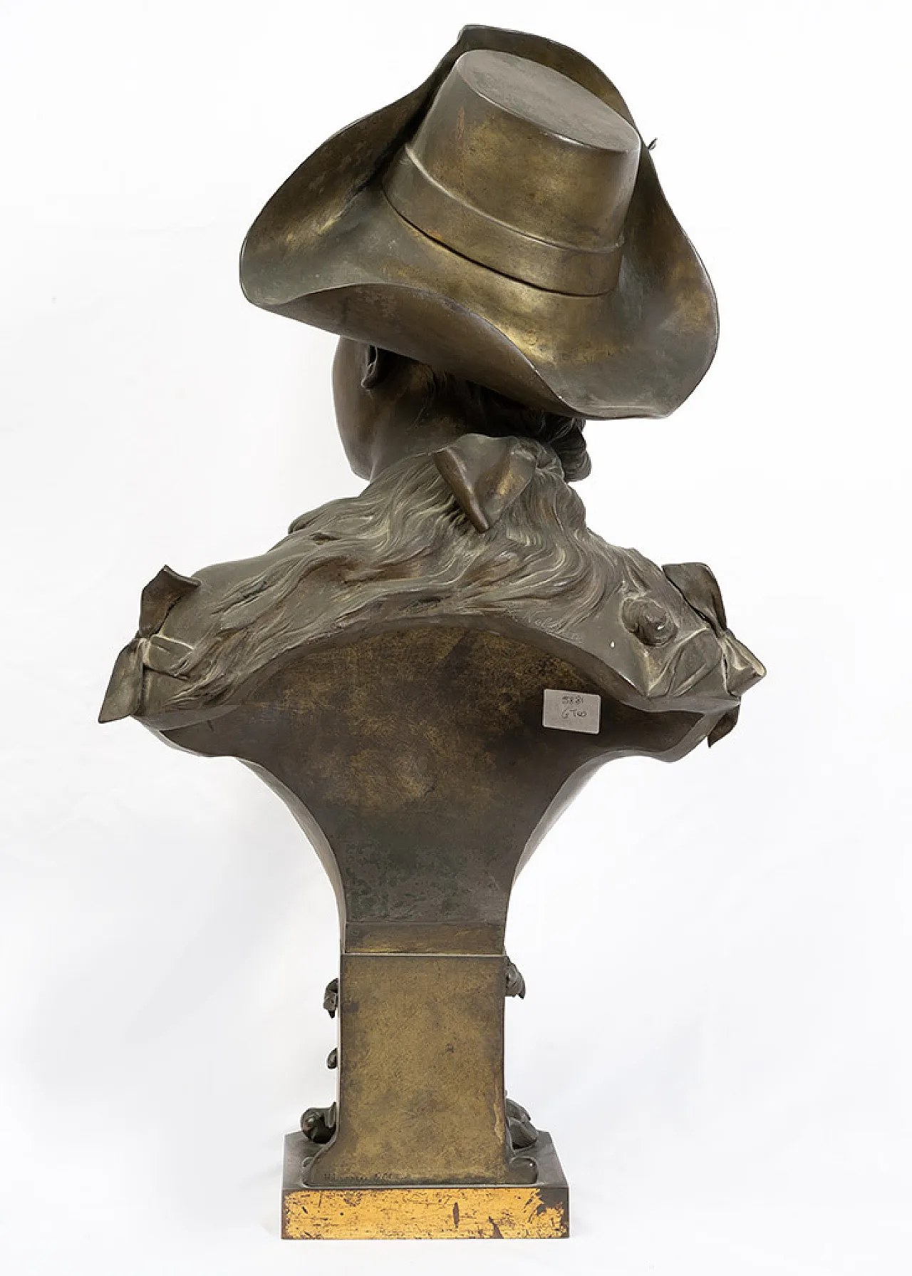 Patinated bronze sculpture depicting beauty allegory, 19th c. 6