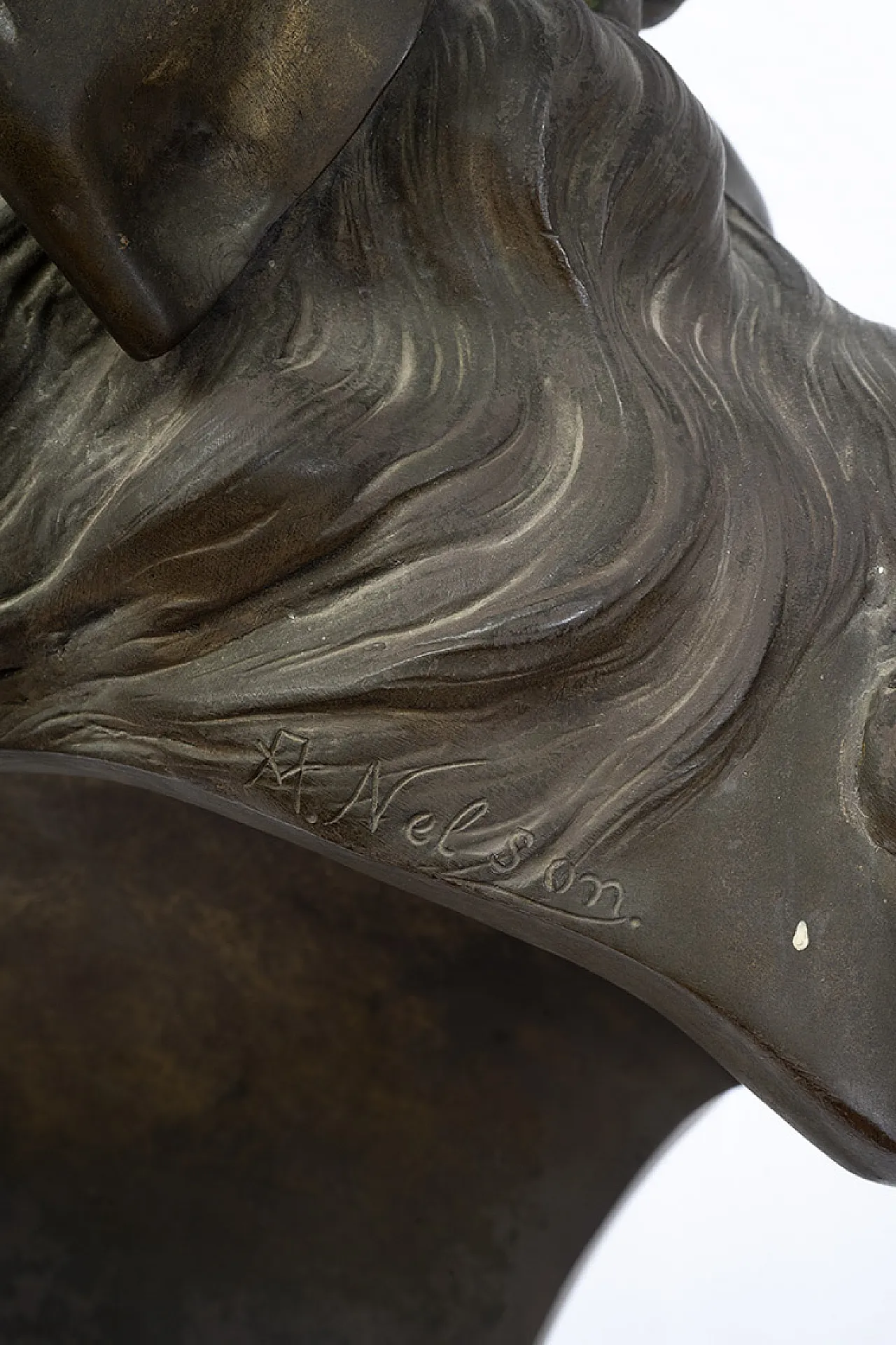 Patinated bronze sculpture depicting beauty allegory, 19th c. 7