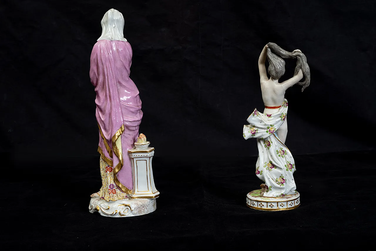 Pair of Meissen polychrome porcelain figurine, '800 4