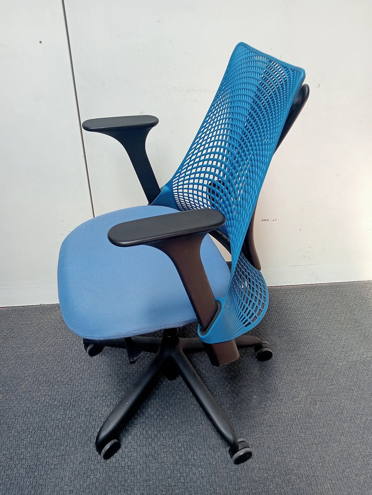 Poltroncina Sayl di Herman Miller, anni 2000s 7