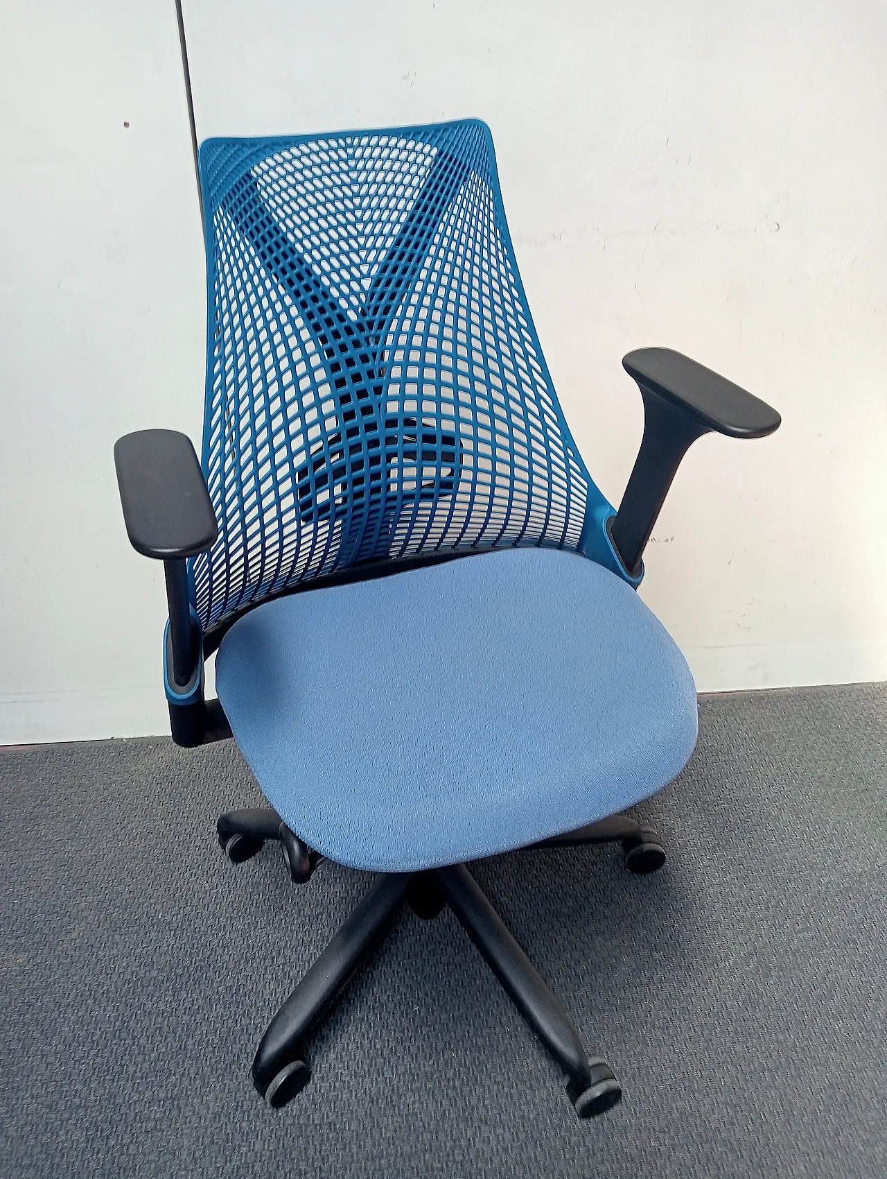 Poltroncina Sayl di Herman Miller, anni 2000s 9