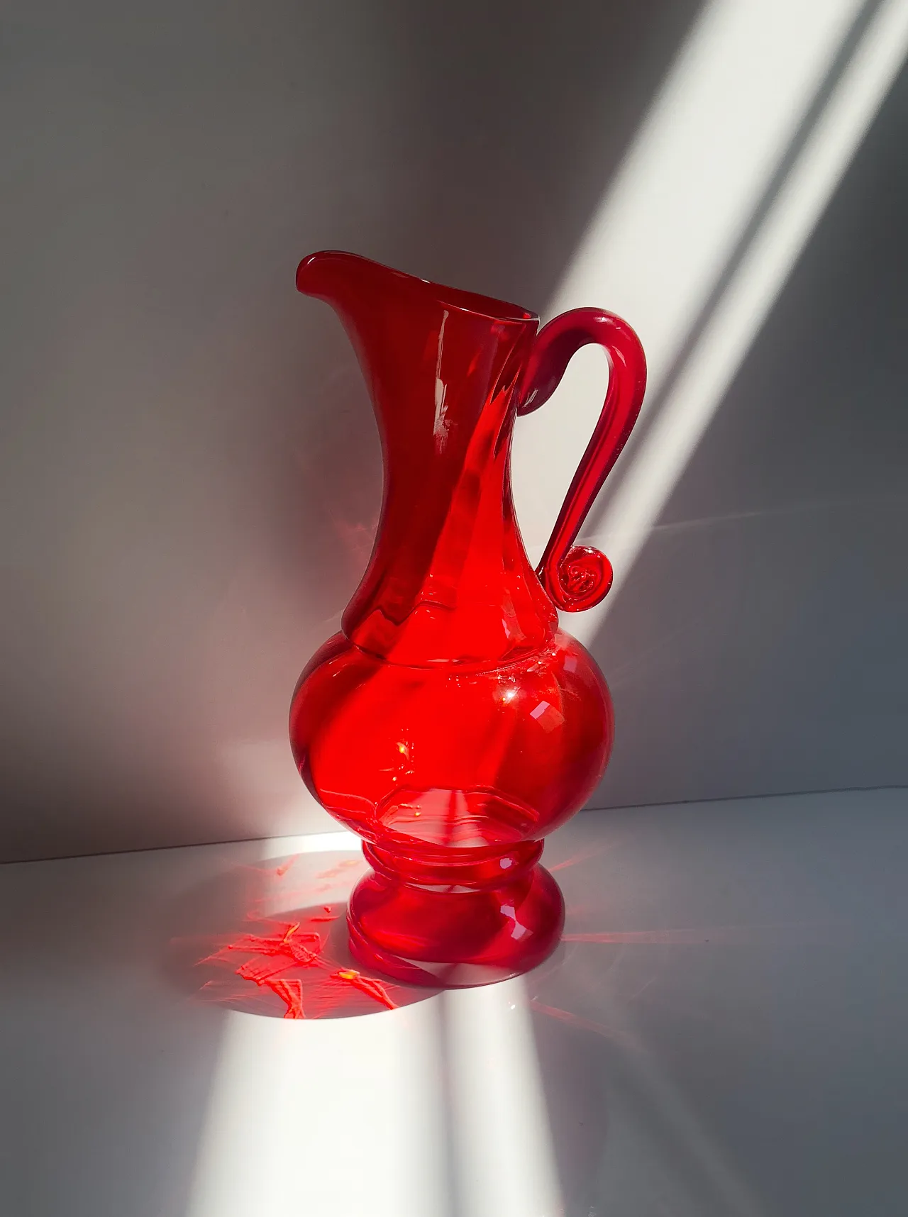 Caraffa in vetro rosso rubino polacco di Ludwik Fiedorowicz - anni '70 3