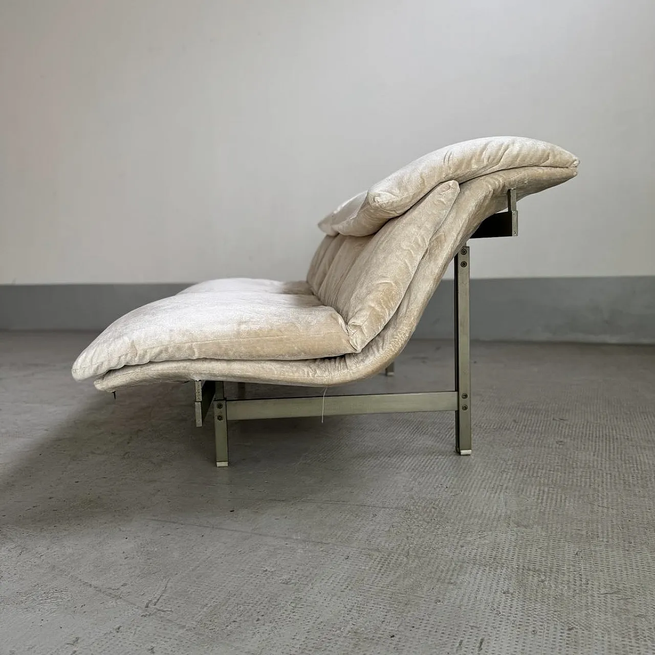 Wave 2-seater sofa by Giovanni Offredi for Saporiti Italia, 1970s 2