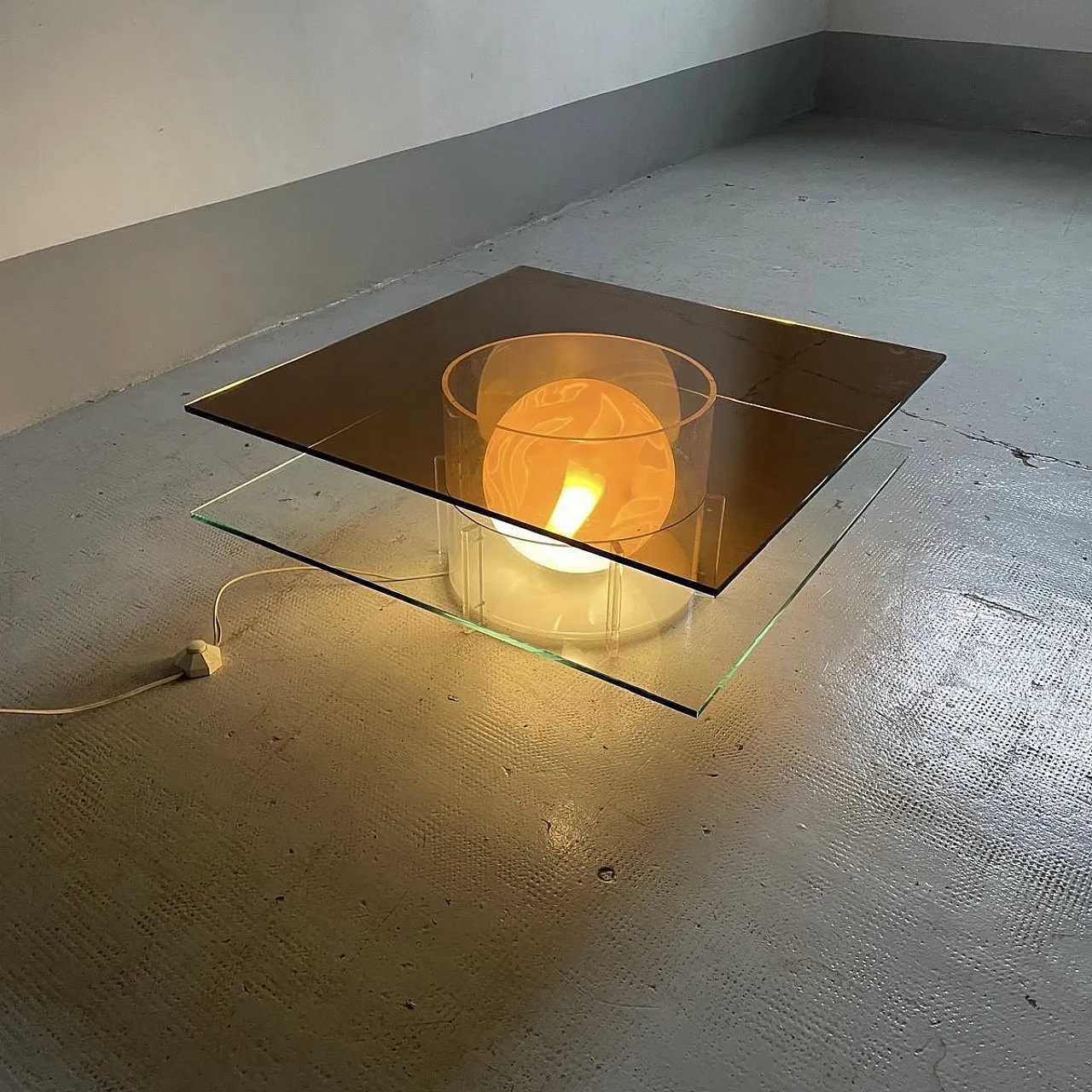 Illuminated coffee table in methacrylate and Murano glass, 1970s 2