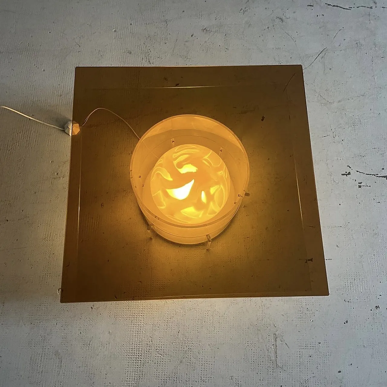 Illuminated coffee table in methacrylate and Murano glass, 1970s 4