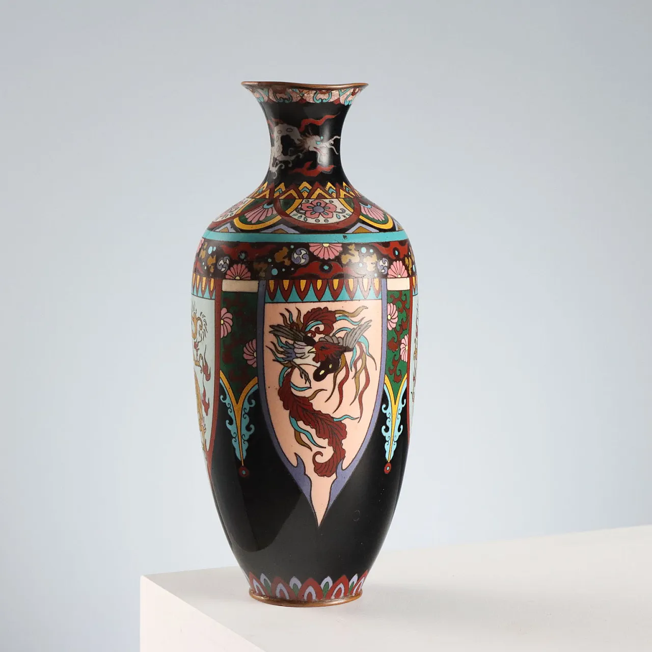 Vaso in metallo e smalto Cloisonné, '900 6