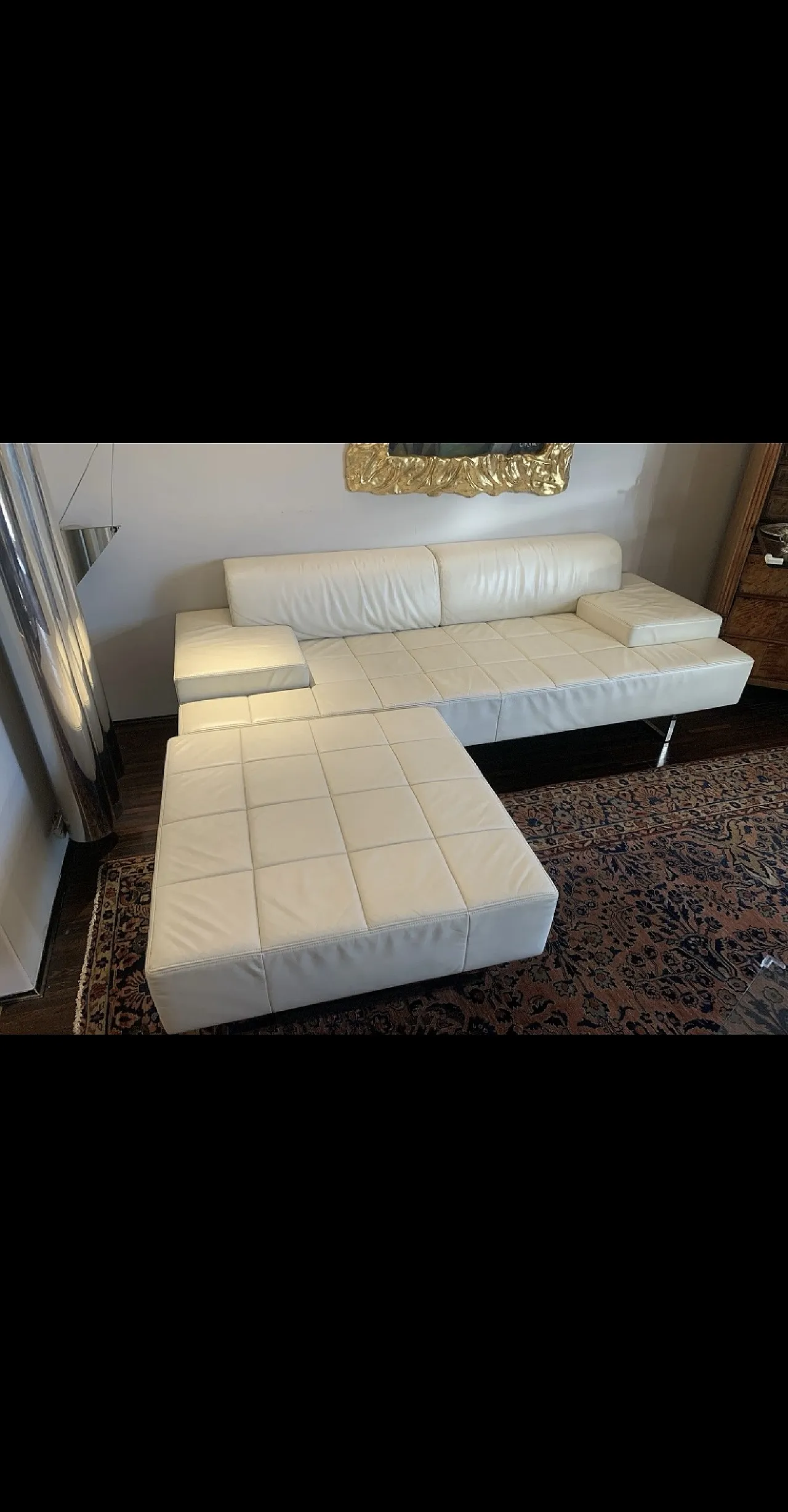 Divano modulare Poltrona Frau Quadra in pelle bianca con pouf Perf 2