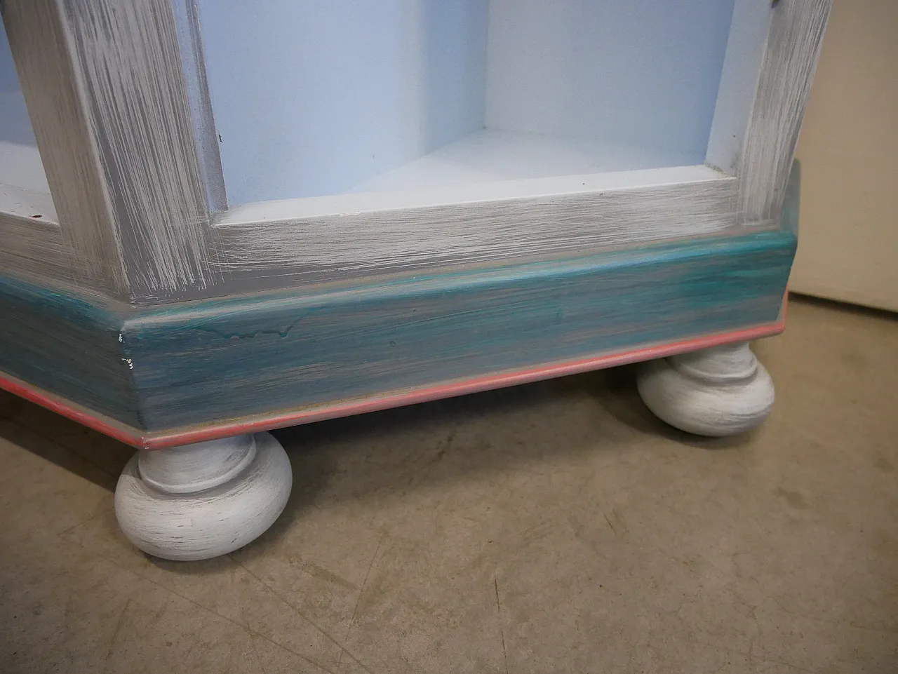 Credenza scantonata laccata, anni 2000 10