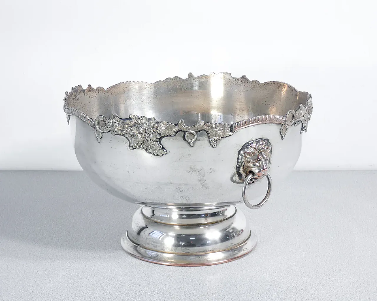 Vaso centrotavola Old Sheffield in rame placcato argento, tardo '800 1