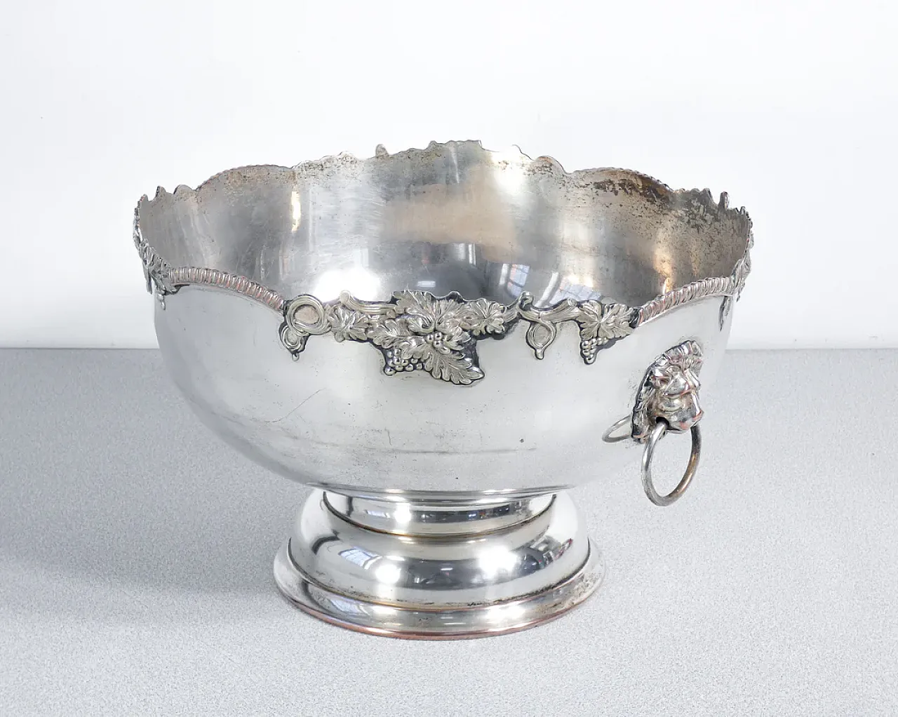 Vaso centrotavola Old Sheffield in rame placcato argento, tardo '800 4