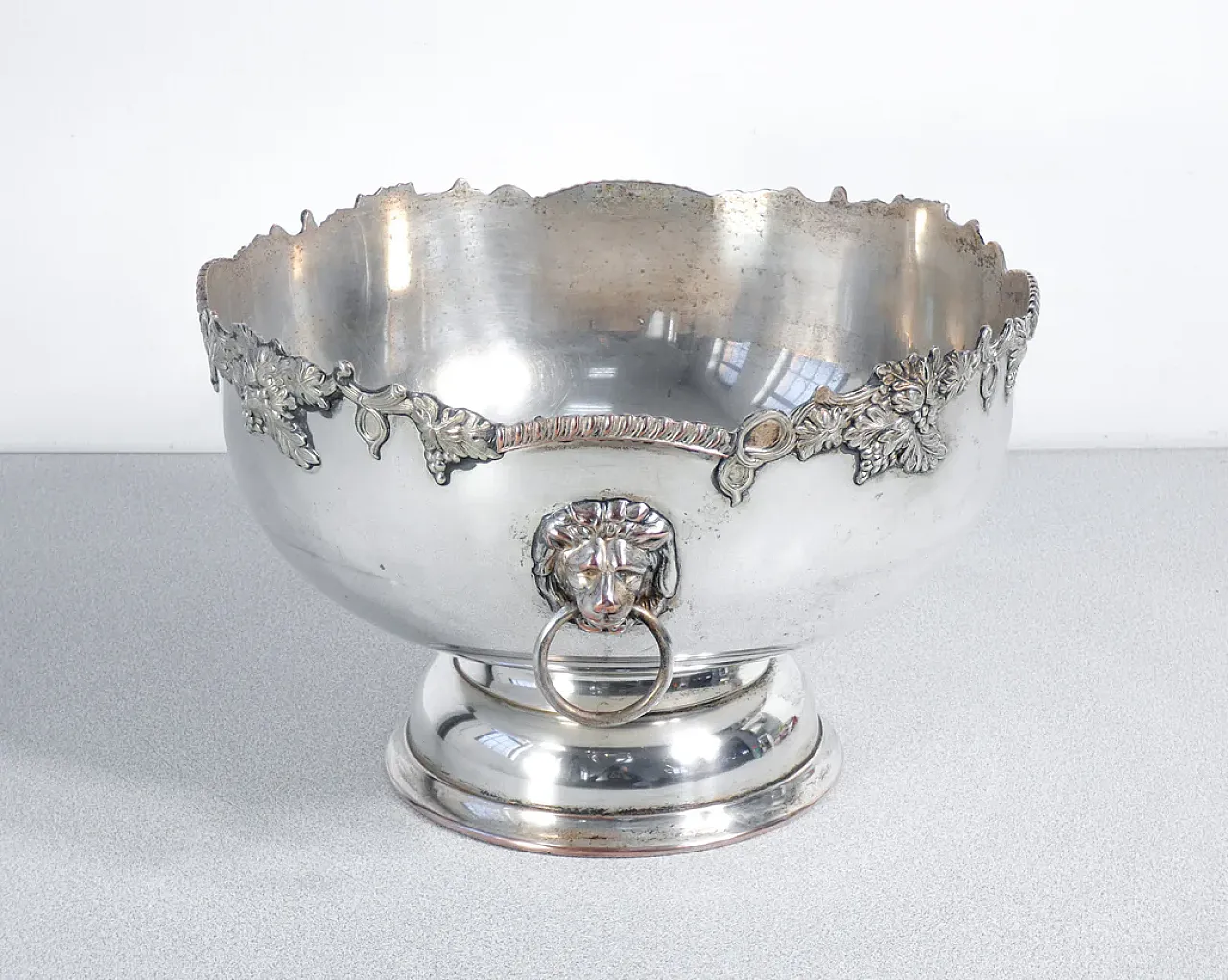 Vaso centrotavola Old Sheffield in rame placcato argento, tardo '800 5