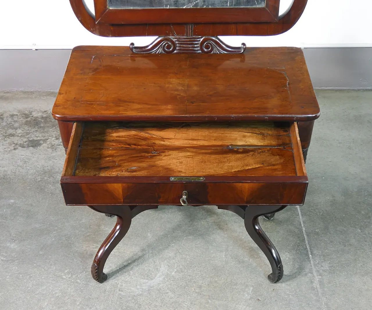 Petineuse Carlo X con specchio e cassetto in legno di noce, '800 3