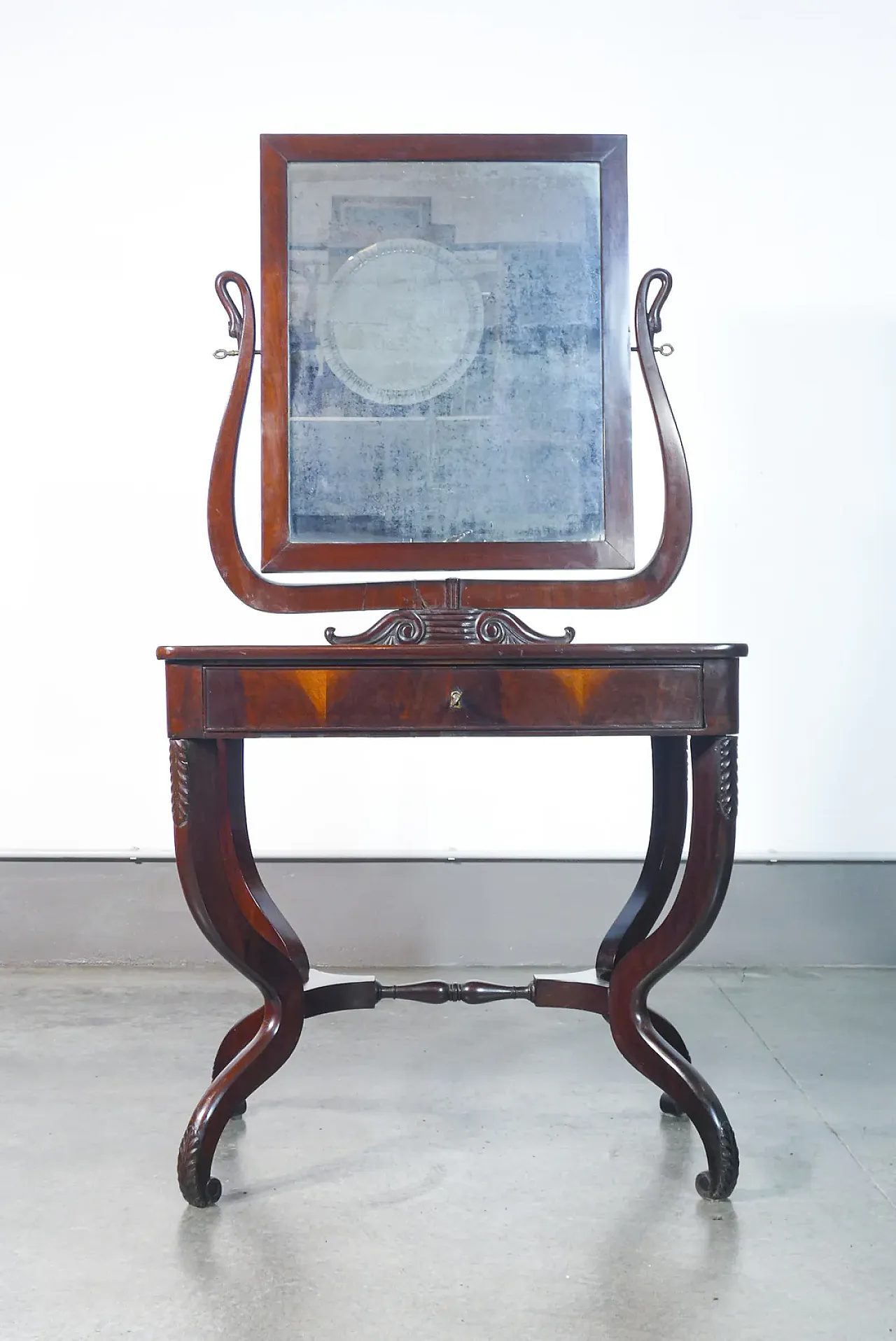 Petineuse Carlo X con specchio e cassetto in legno di noce, '800 7