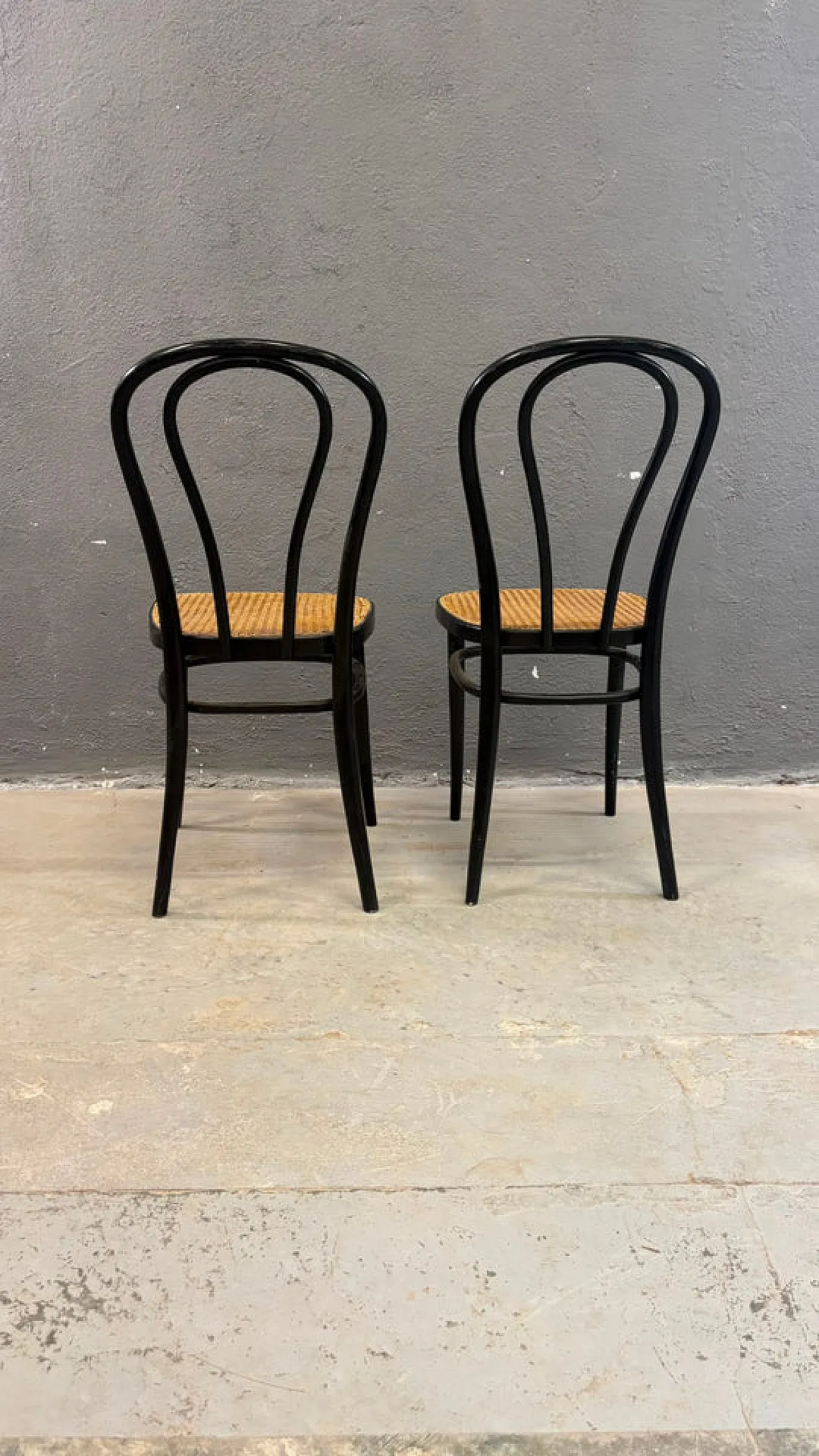 Pair of chairs in bentwood and Vienna straw seats, 1960s 4