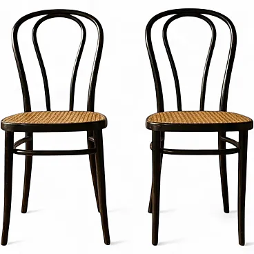 Pair of chairs in bentwood and Vienna straw seats, 1960s