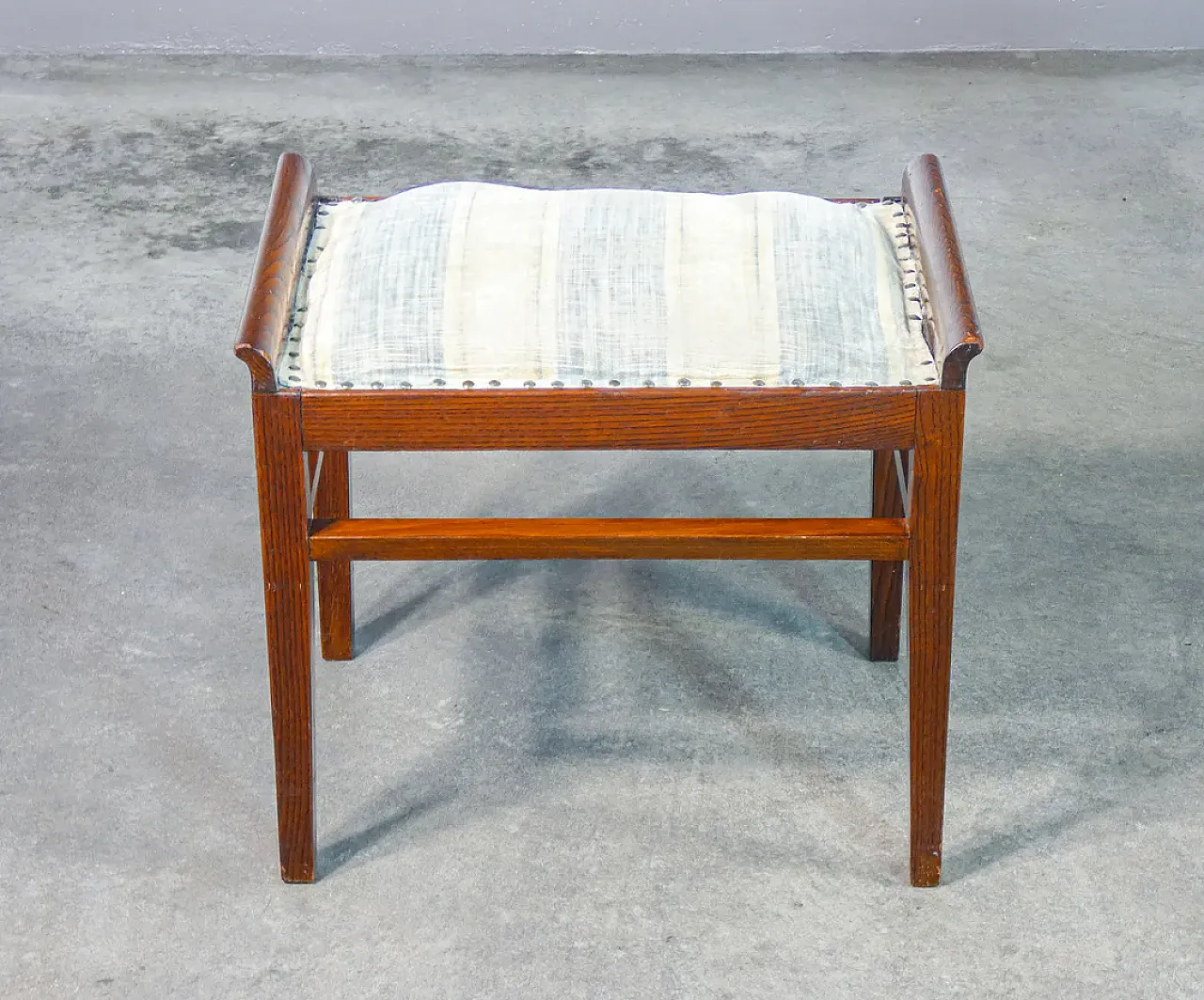 Sgabello in legno di rovere, anni '40 7