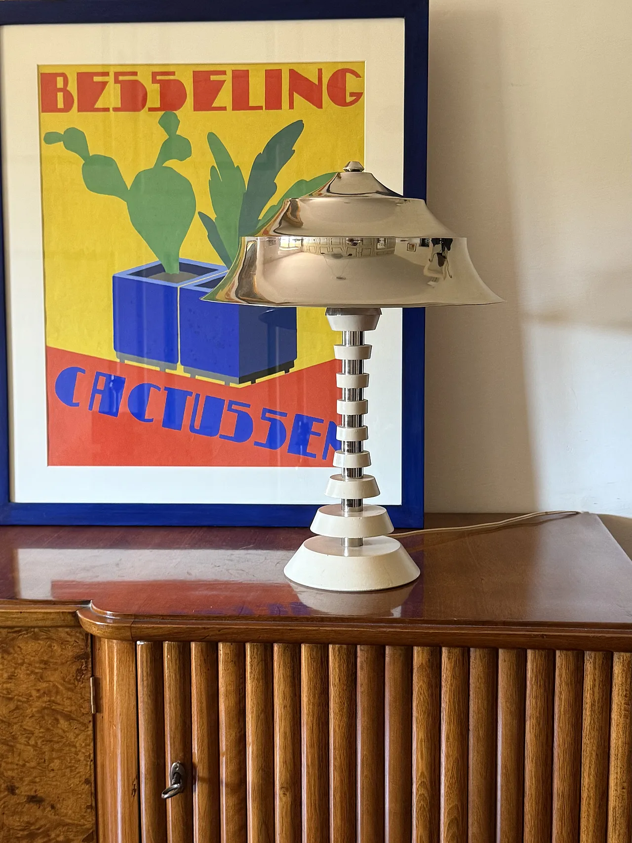 Space age pagoda-shaped table lamp, France, 1970 3