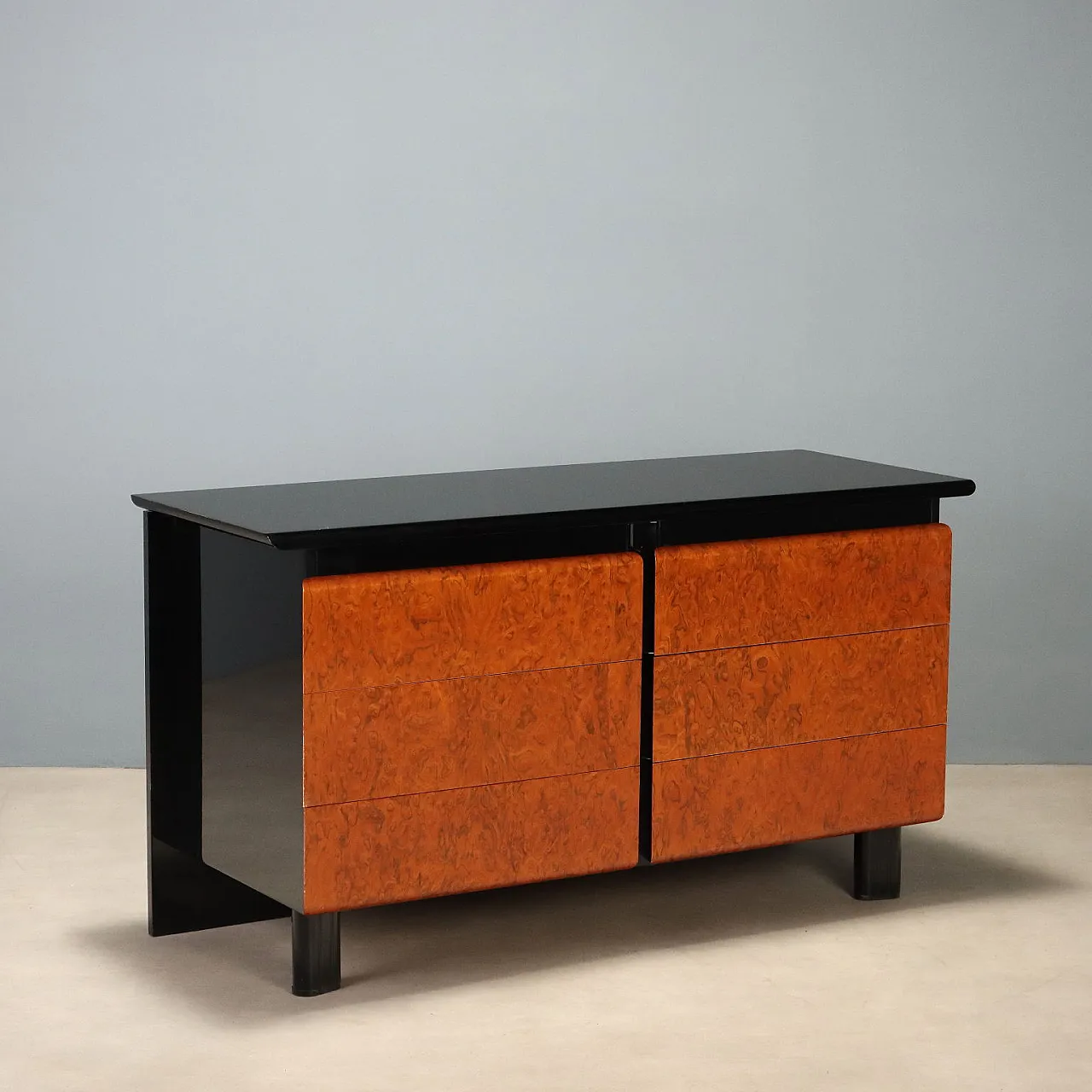 Chest of drawers in lacquered wood and briar, 1980s 1