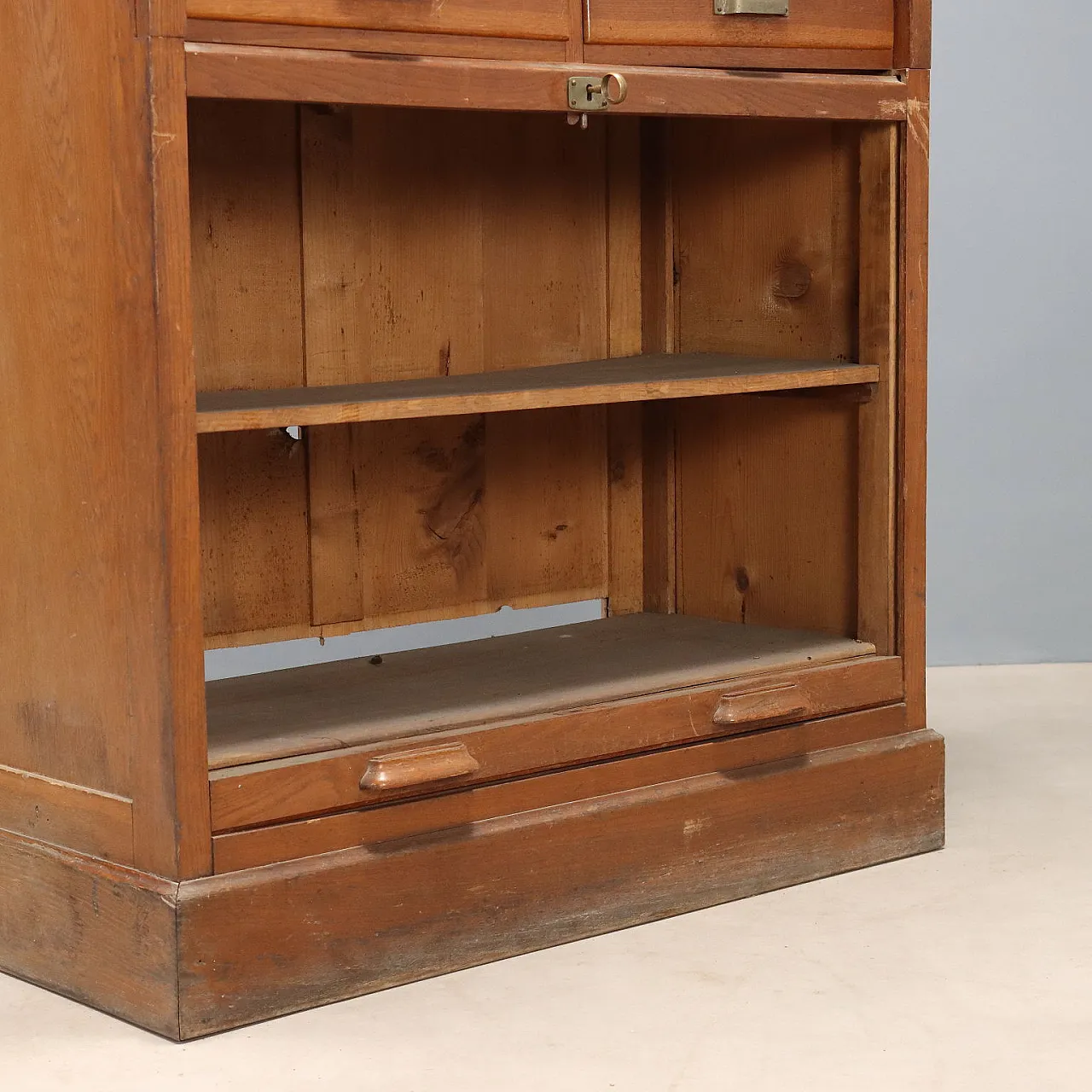 Mobile filing cabinet from the Liberty era, 19th century 8