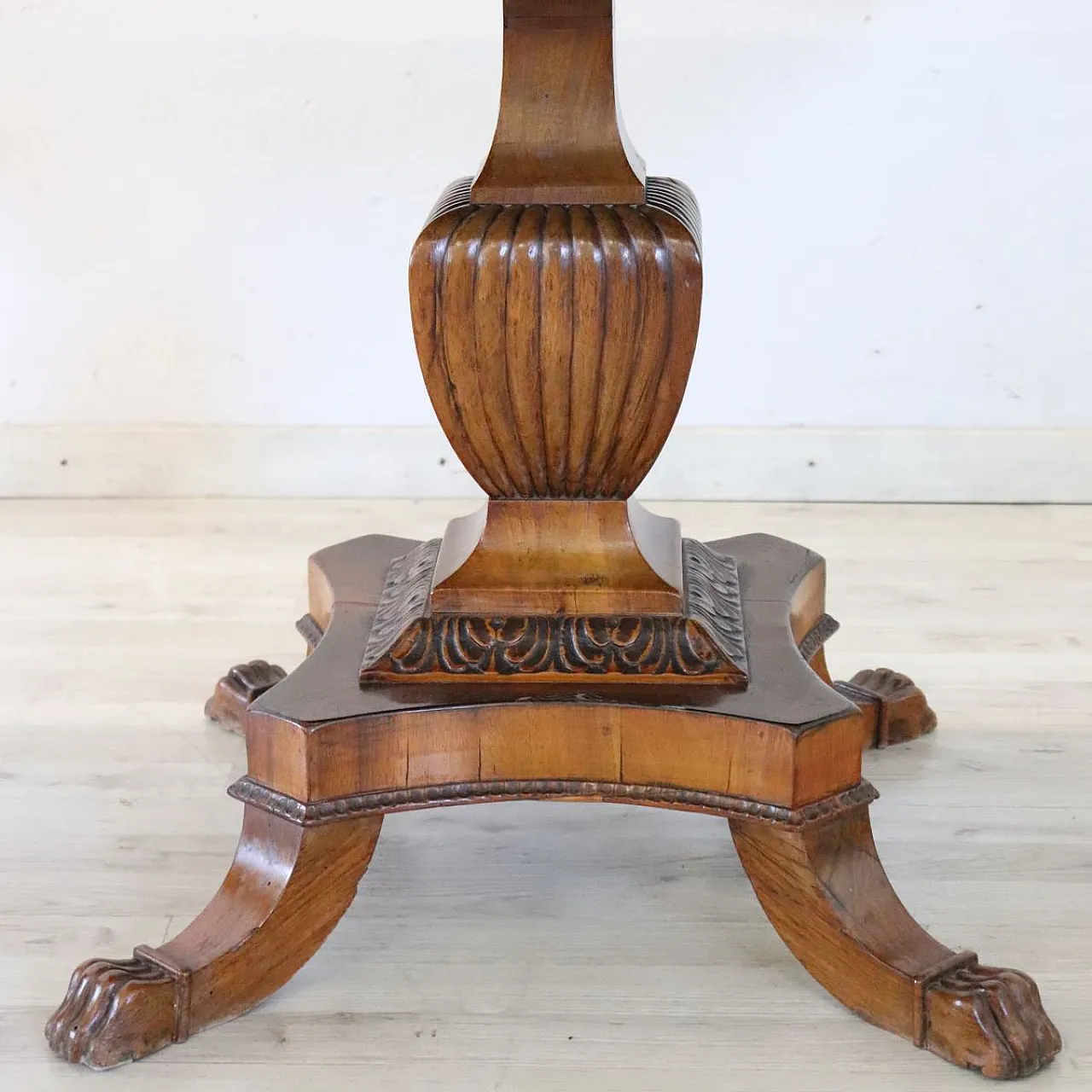 Walnut coffee table with one drawer, extendable, 19th century 2