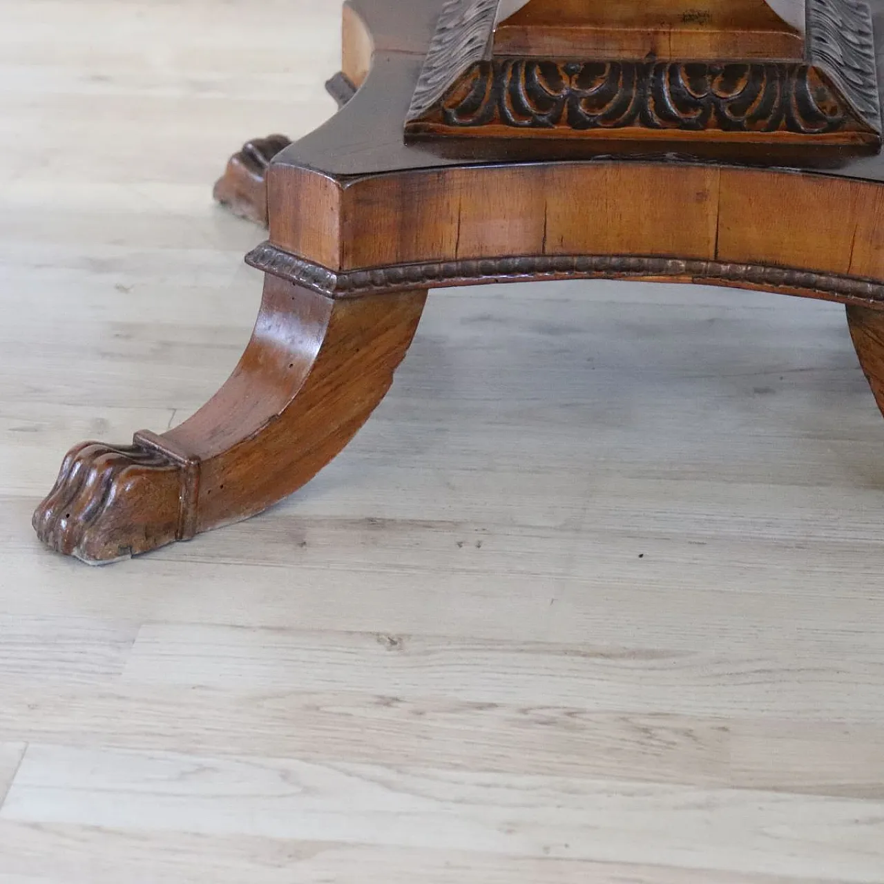 Walnut coffee table with one drawer, extendable, 19th century 3