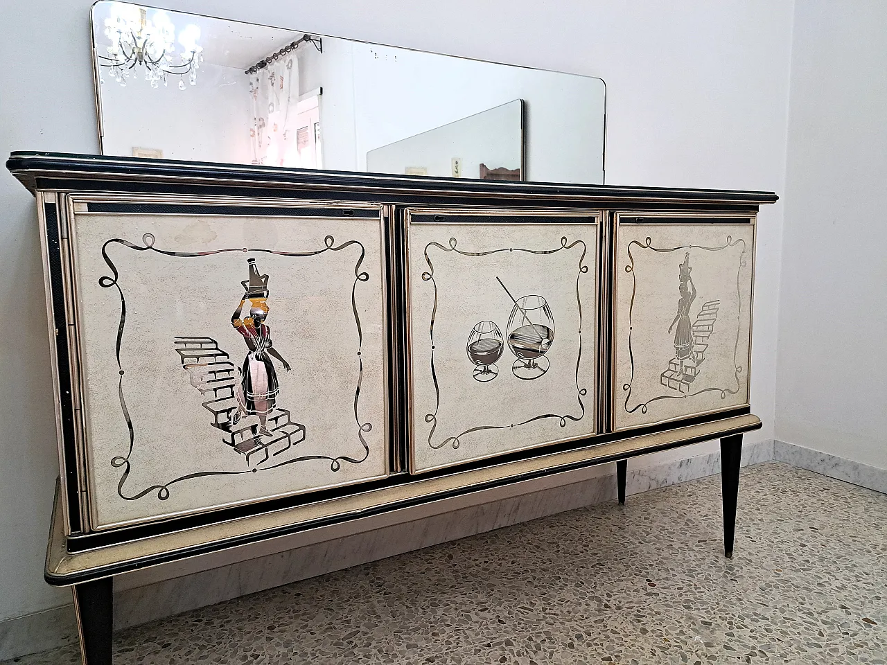 Credenza Mascagni 3 ante e specchio 1