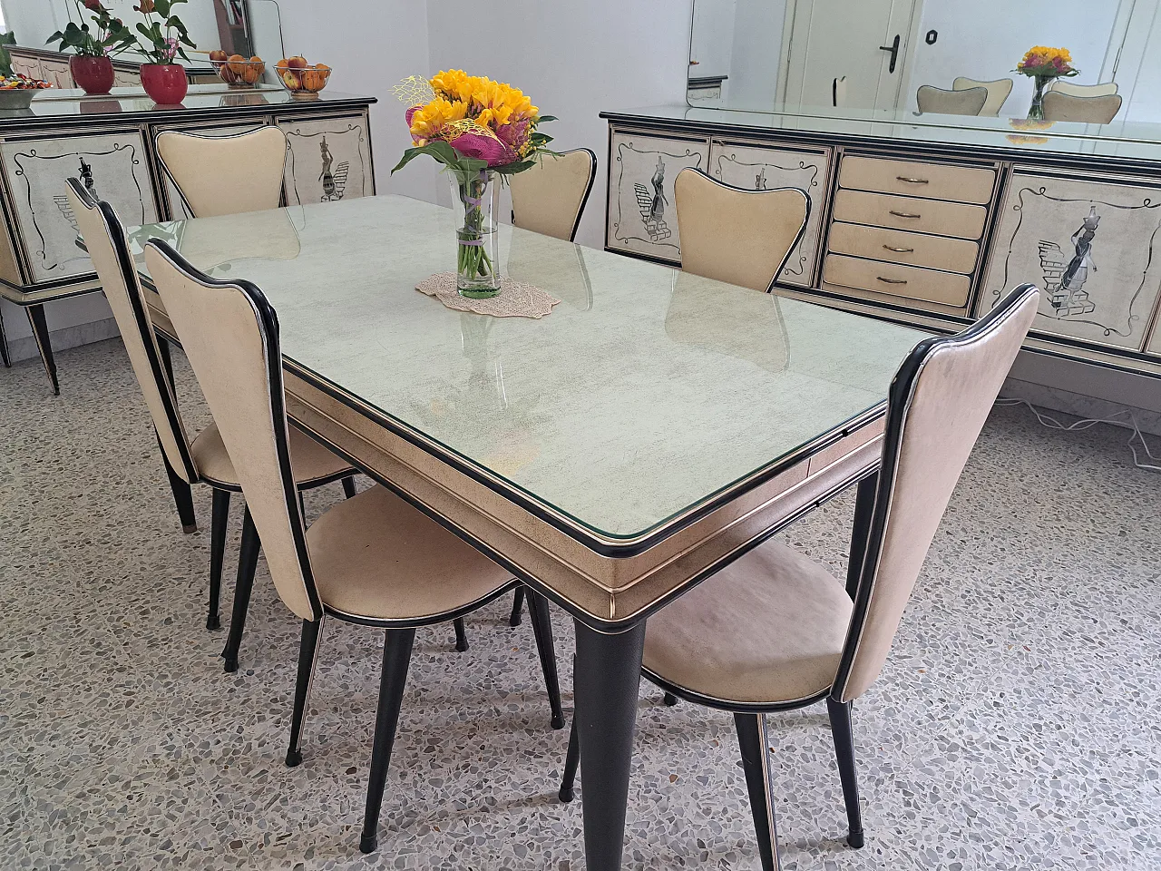 Tavolo 6 posti Mascagni beige con sedie abbinate 5