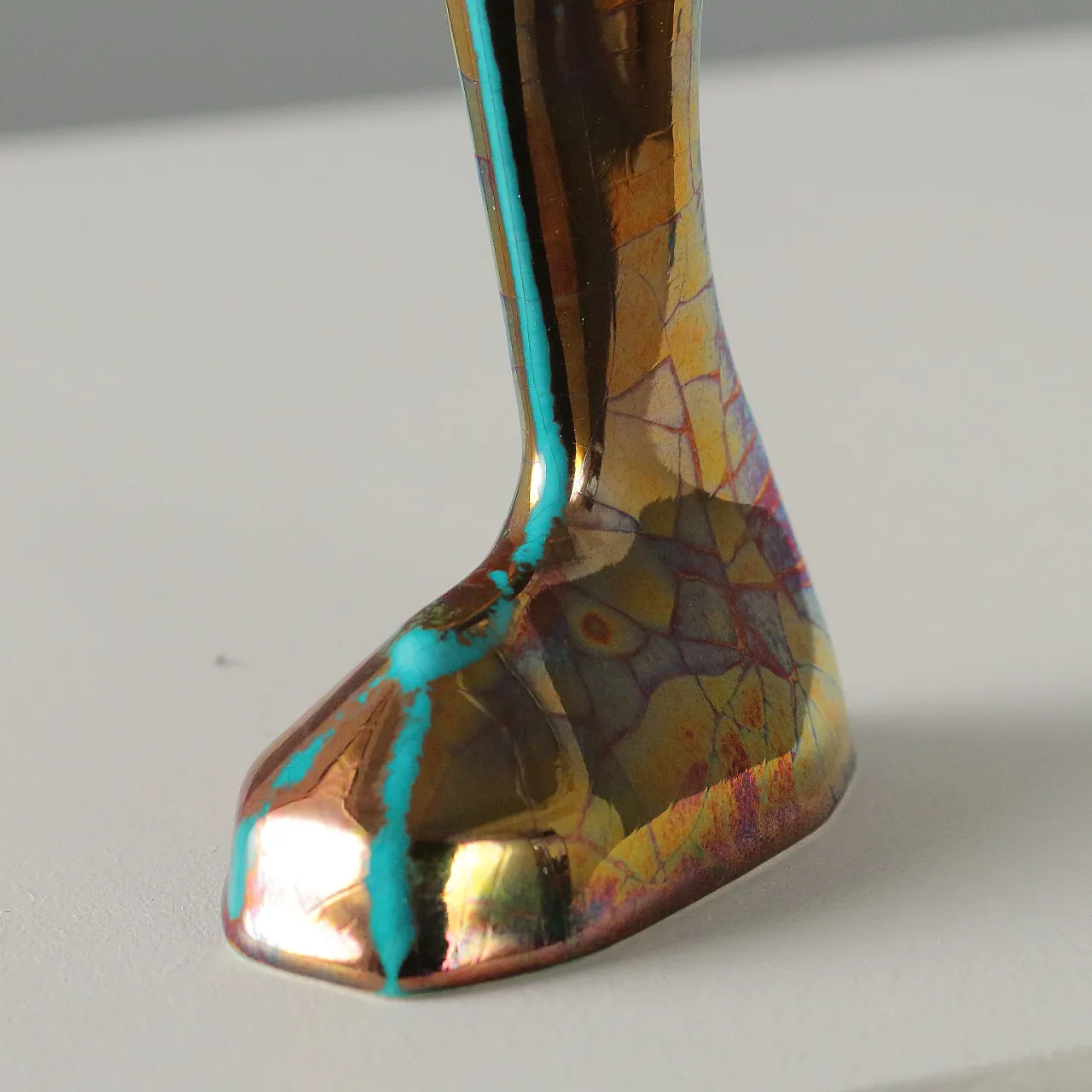 Statuina in maiolica a lustro di Gatti Faenza, '900 4