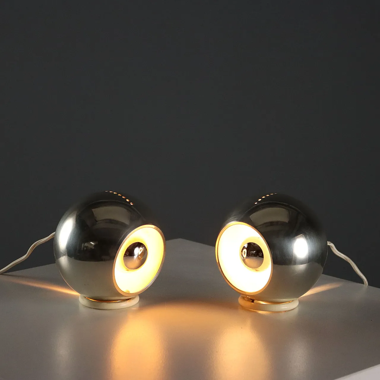 Pair of 591 lamps by Gino Sarfatti for Arteluce, 1960s 1
