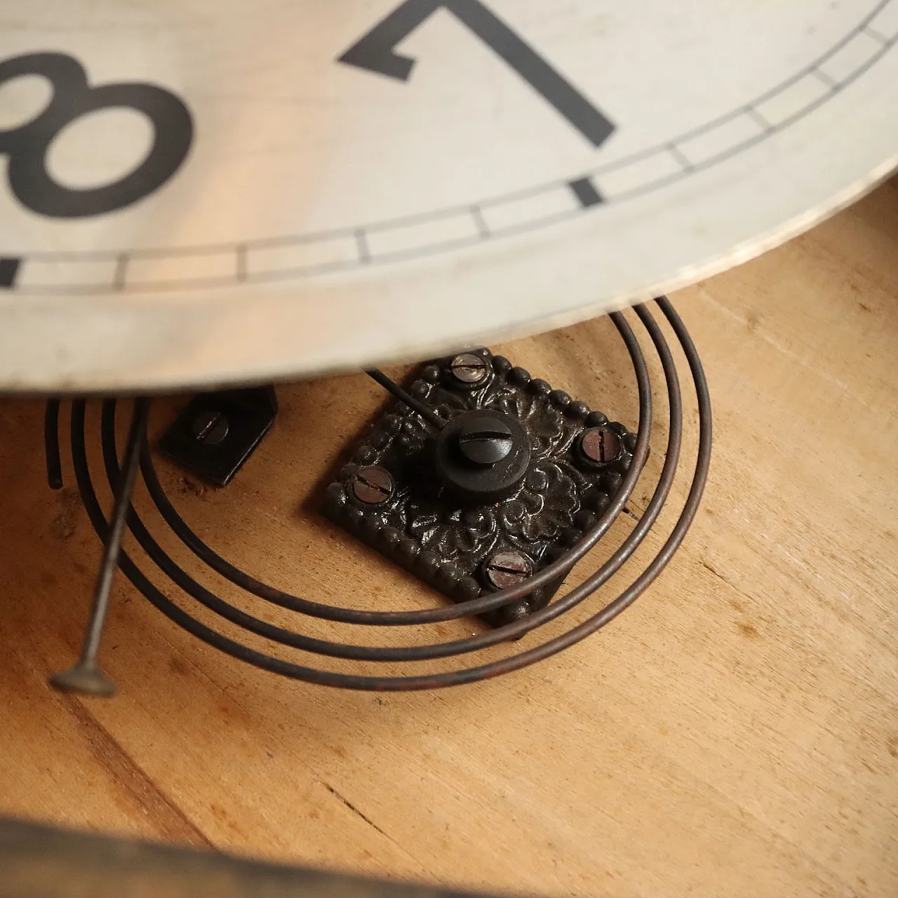 Junghans Bull's Eye wall clock, 19th century 10
