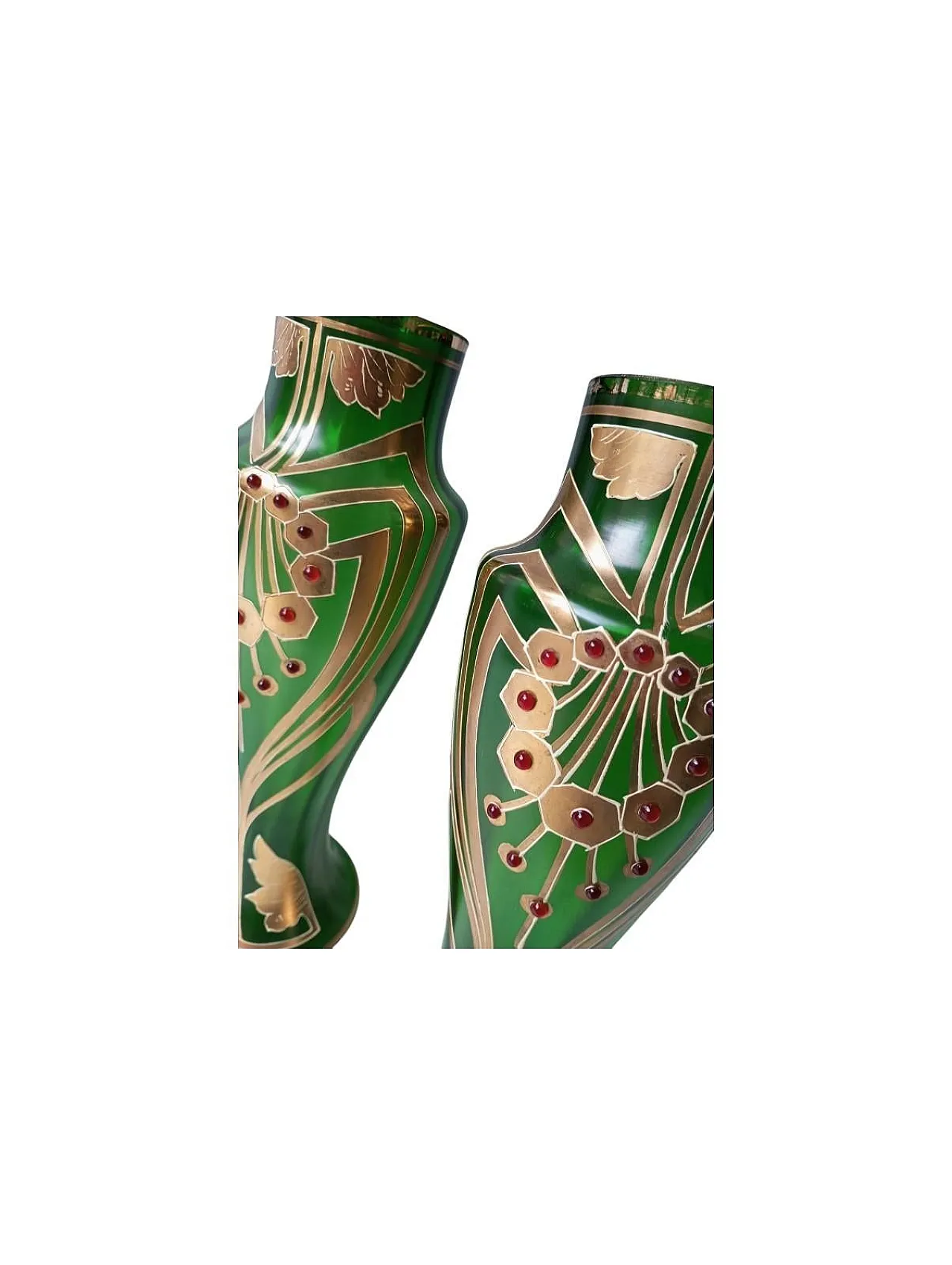 Coppia di vasi Art Nouveau in vetro verde e cabochon applicati. 9
