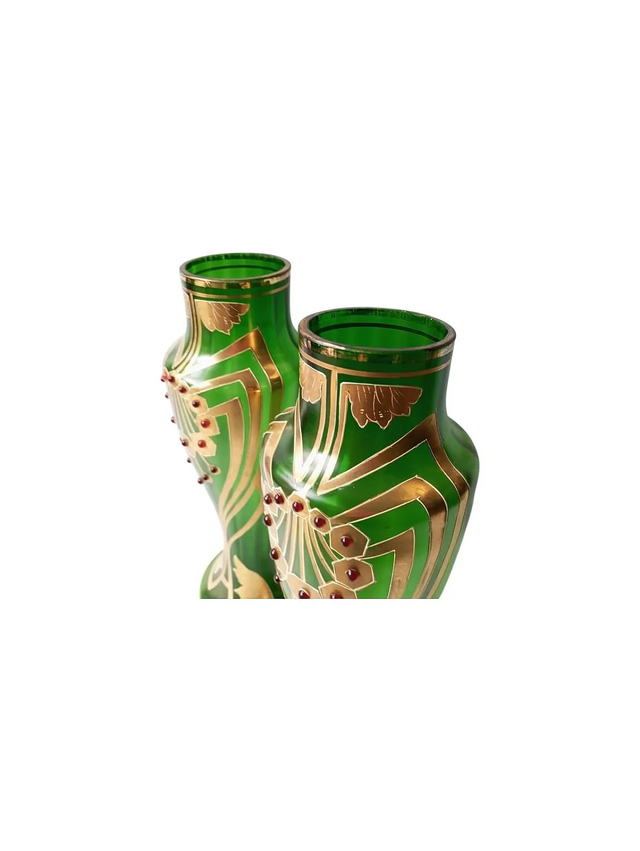 Coppia di vasi Art Nouveau in vetro verde e cabochon applicati. 12