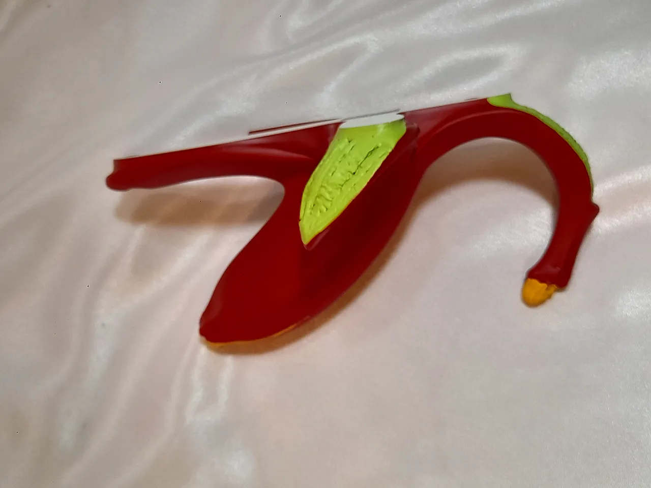 2 bananas coat hanger by Antartidee in resin, 2000s 20