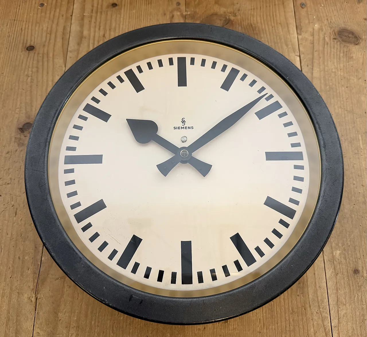 Black Industrial Factory Wall Clock from Siemens, 1950s 9