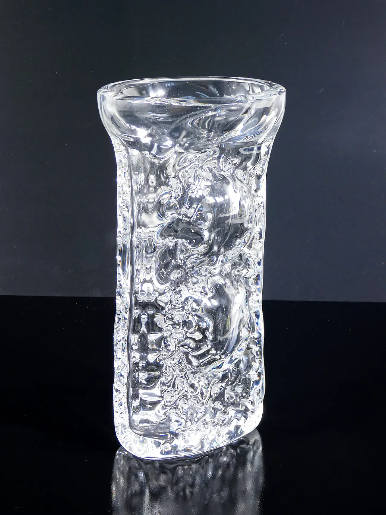 Vaso in vetro soffiato di Peill e Putzler, anni '70 1
