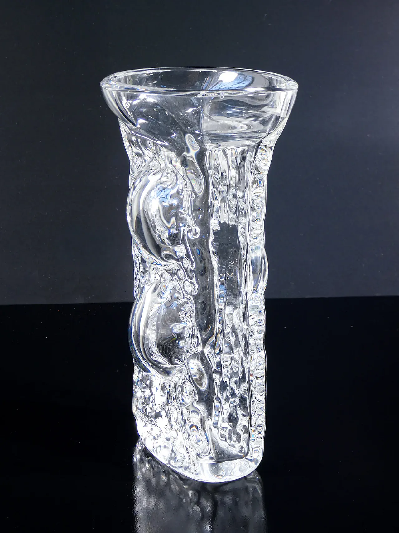 Vaso in vetro soffiato di Peill e Putzler, anni '70 3