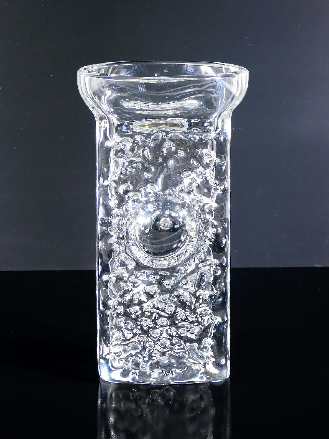 Vaso in vetro soffiato di Peill e Putzler, anni '70 5