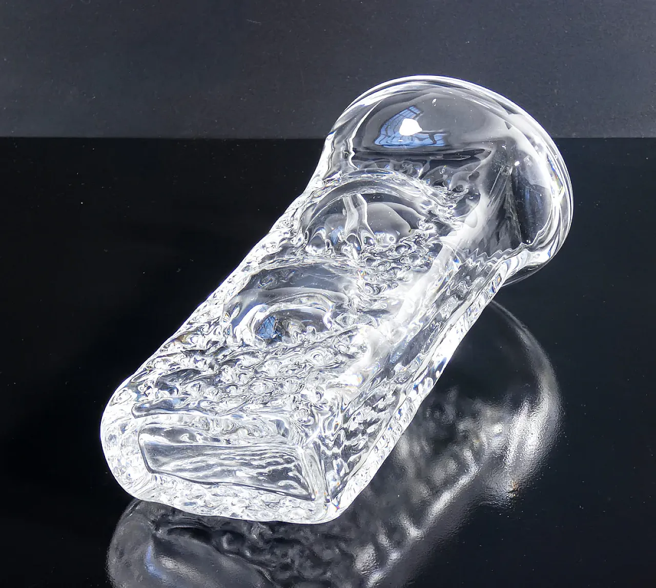 Vaso in vetro soffiato di Peill e Putzler, anni '70 8